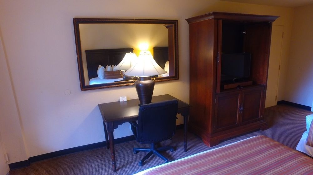Quality Inn & Suites Laurel Eksteriør bilde